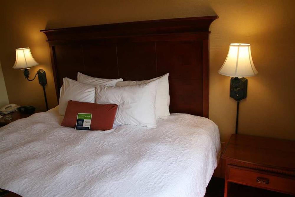 Hampton Inn & Suites Mccomb McComb Quarto foto